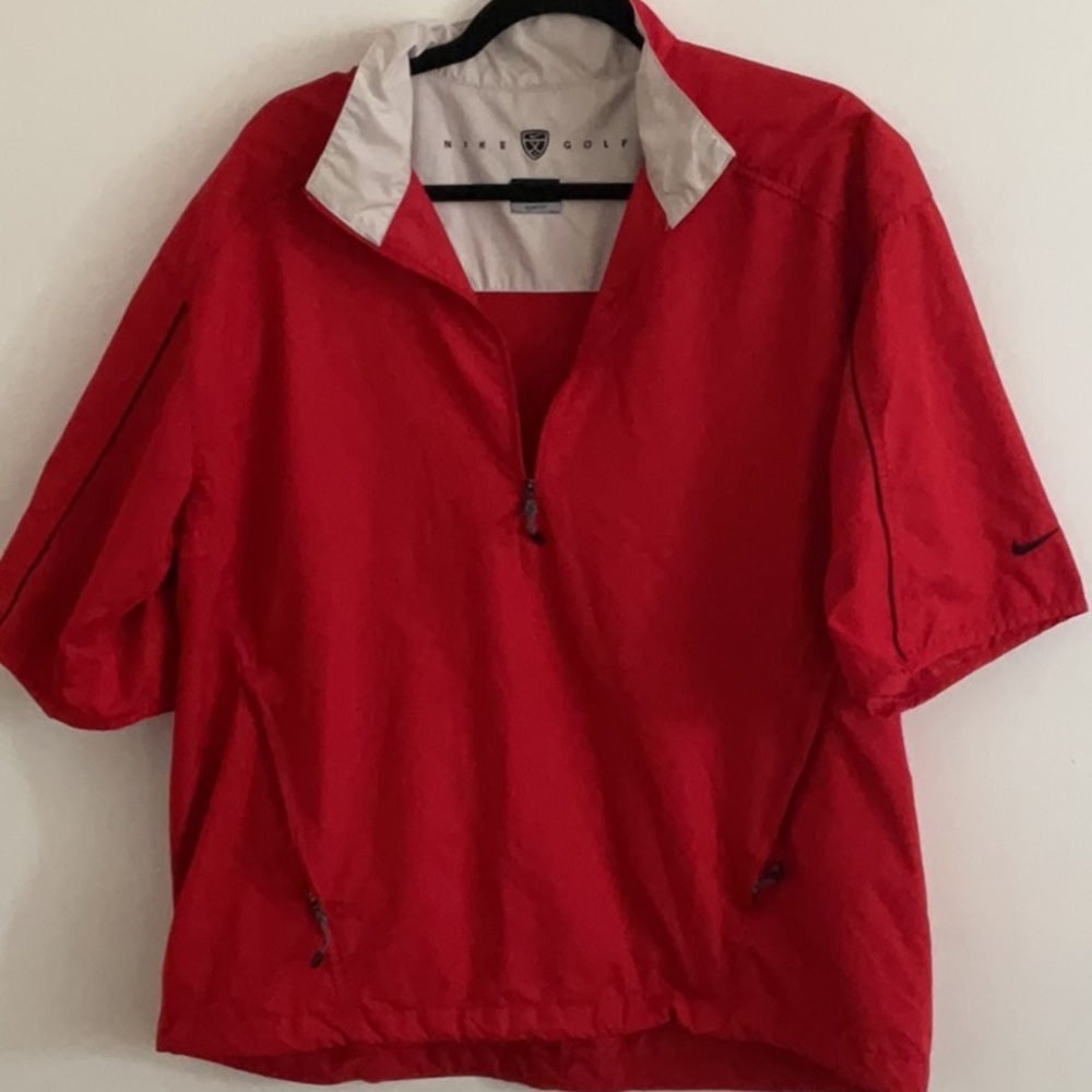 Nike swoosh Golf Red Jacket relaxed zip windbreaker
